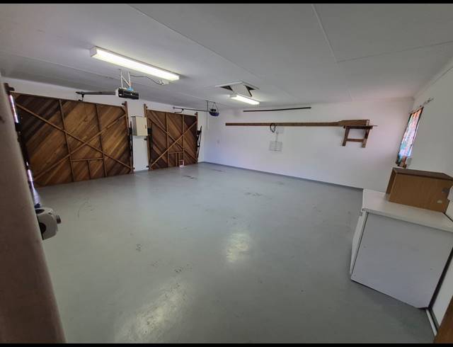 4 BEDROOM HOUSE FOR SALE IN DANA BAY